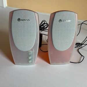 Kinyo speakers, model 390 P-018